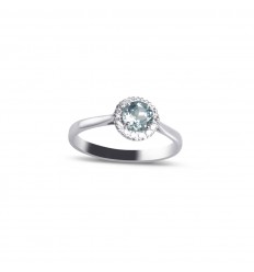 18 carat White Gold ring with 15 diamonds and blue topaz Sky color