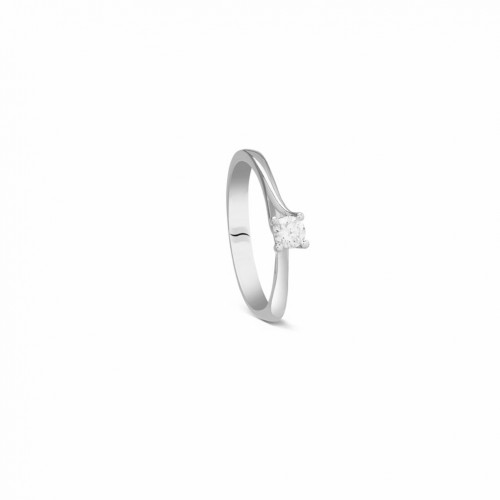 18 carat white gold ring with 1 brilliant HSI 0,18 cts cut diamond