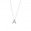 Collar oro blanco de 18 quilates con letra de diamantes talla brillante