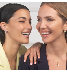 Pendientes en oro amarillo de 18 quilates con 18 diamantes