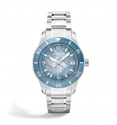 Montblanc Iced Sea Automatic Date 0 Oxygen watch 134022 blue dial