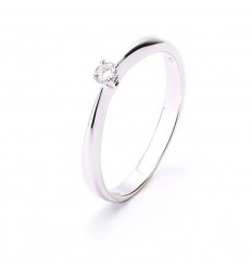 Solitaire ring in 18 carat white gold with 0.05 carat diamond