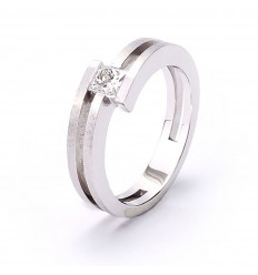 Satin Engagement ring 1 princess cut diamond 0.40 white gold