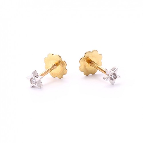 Baby earrings star shaped and diamond in 18 carat gold